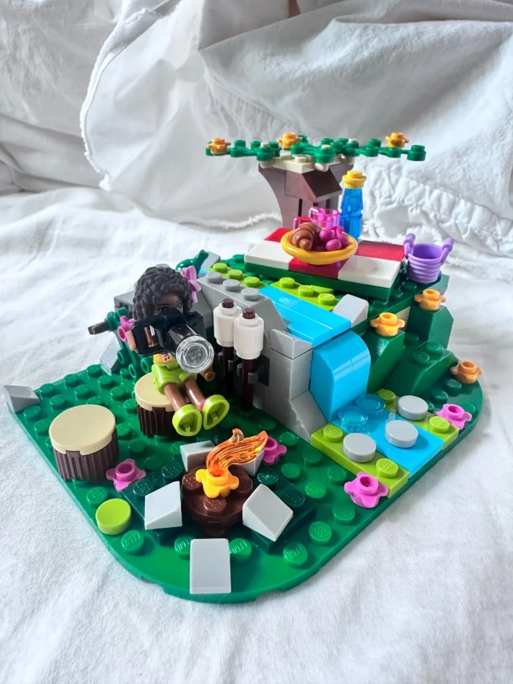 LEGO Friends 41097 Heartlake Hot Air Balloon Building Block Set w/ Instructions